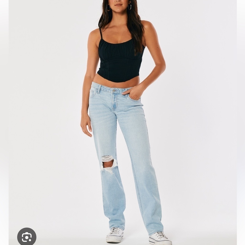 Hollister Low-Rise Ripped Light Wash
90s Straight Jeans pants  30 31
